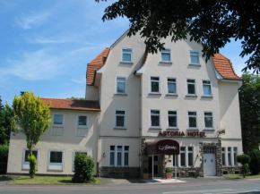 Отель Astoria Hotel  Ратинген